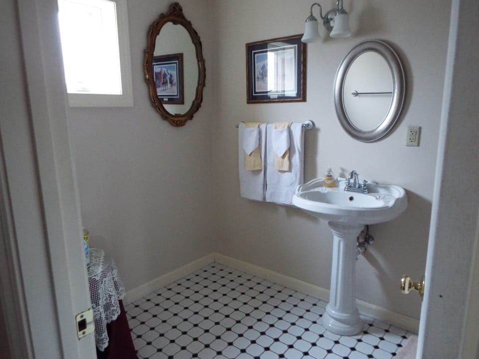 Triple Room, Ensuite, Garden View (Lydia Leister Suite)