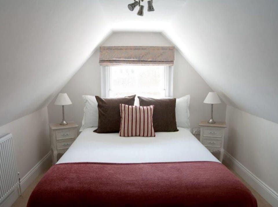 Comfort Double Room, Shared Bathroom ((With Bath Only))