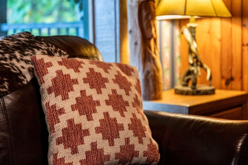 Grand Pinnacle's game room