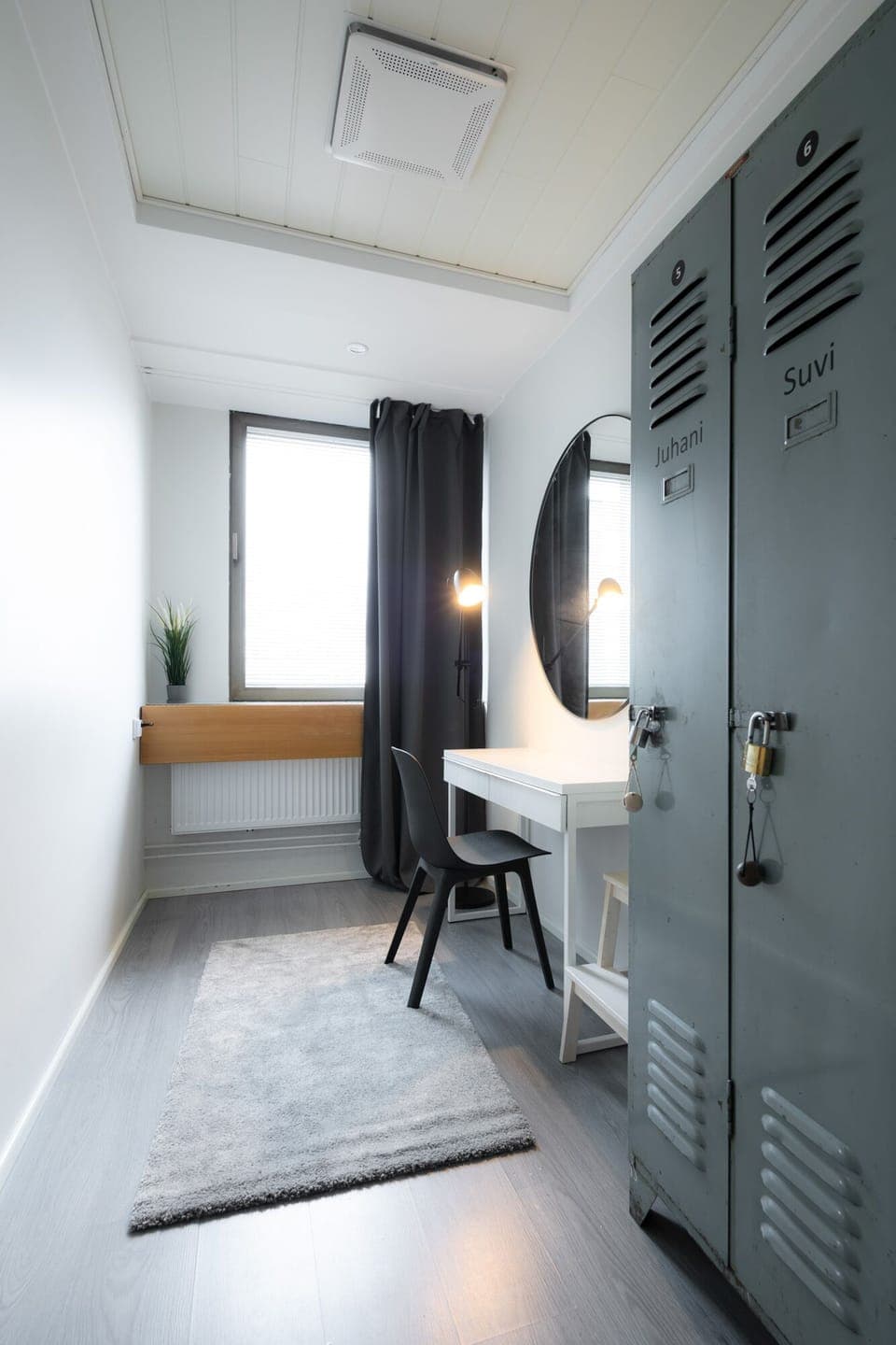 Bed in 8-bed Shared Dormitory, Women Only | Blackout drapes, free WiFi, bed sheets