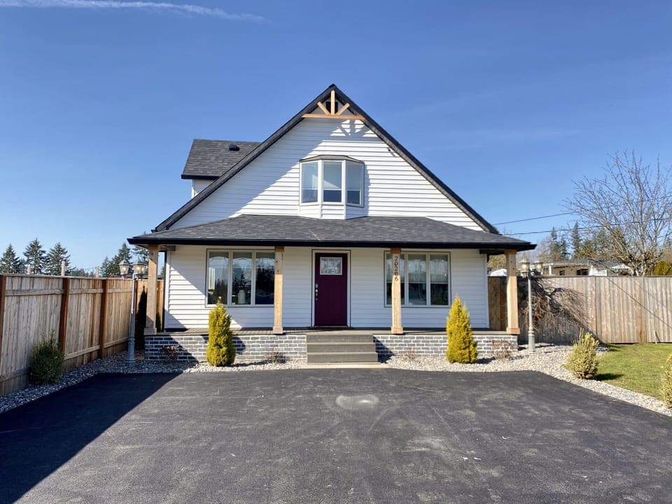 Long driveway with room for a trailer or small rv