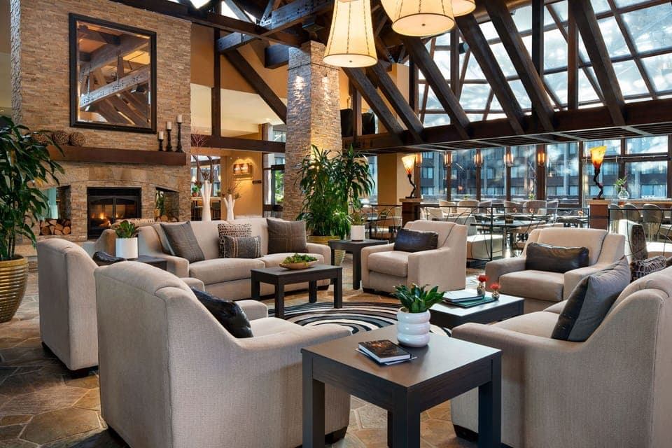 Breakfast, lunch, dinner served; American cuisine 