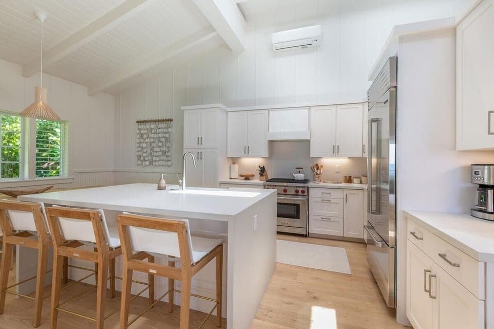 House, 3 Bedrooms | Private kitchen | Fridge, coffee/tea maker, toaster