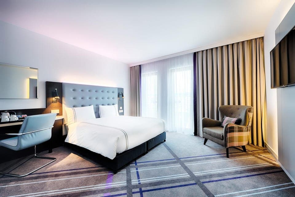 Standard Double Room | Soundproofing, free WiFi