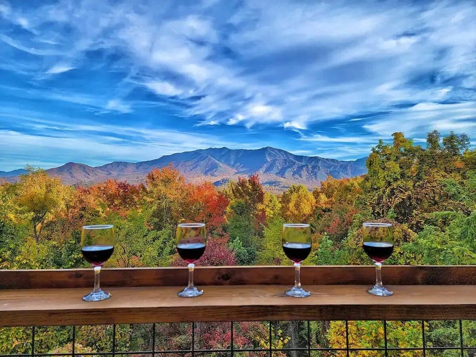 Late Oct 2022 (taken by guest, used with permission).