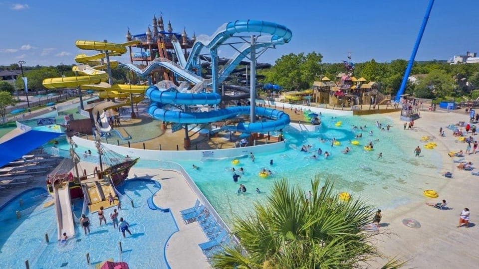 House, 3 Bedrooms | Pool