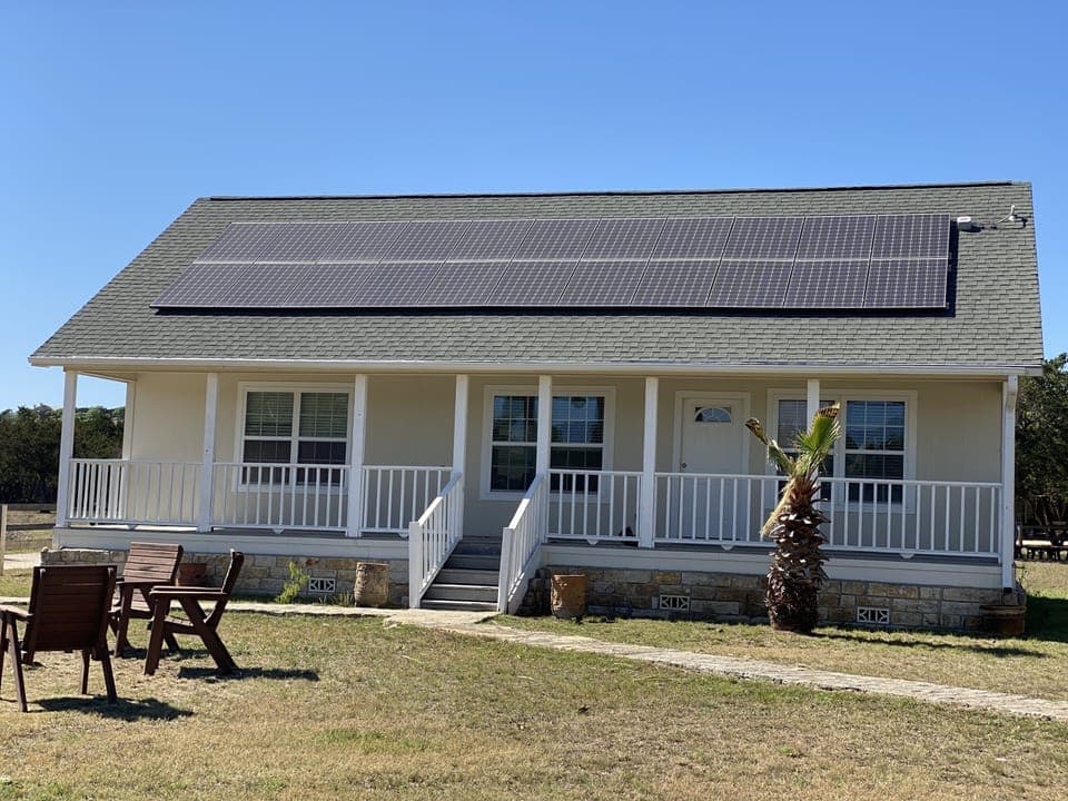 River Cottage - 3BR/2BA Front View