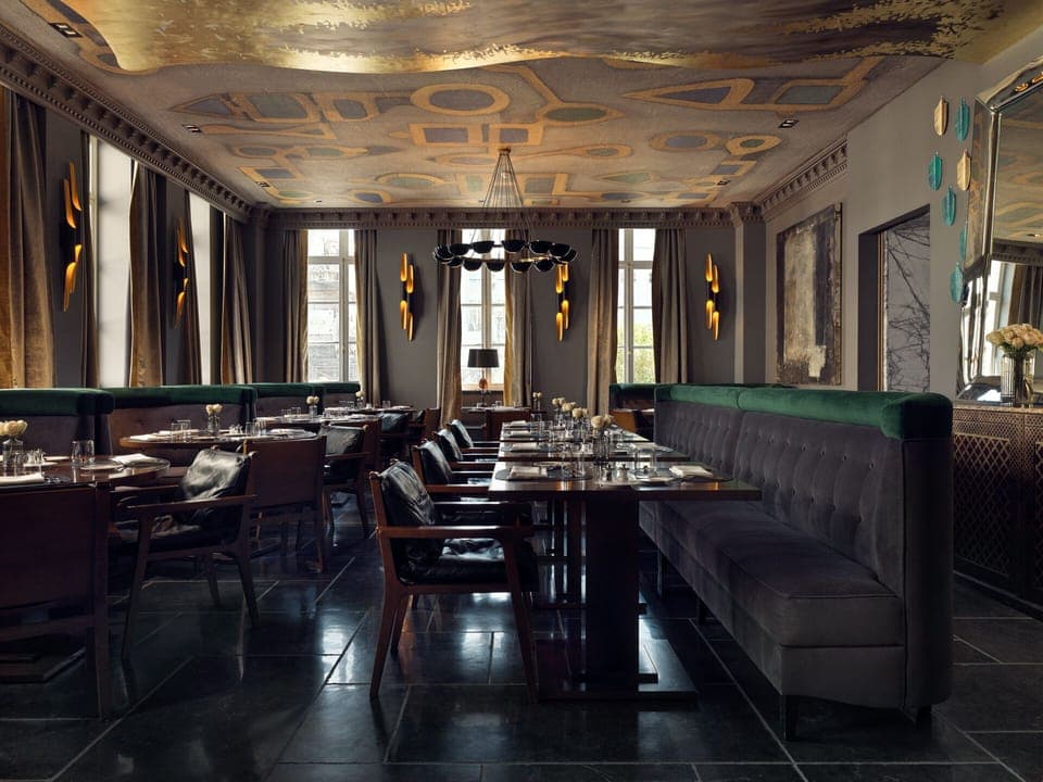 Lunch and dinner served