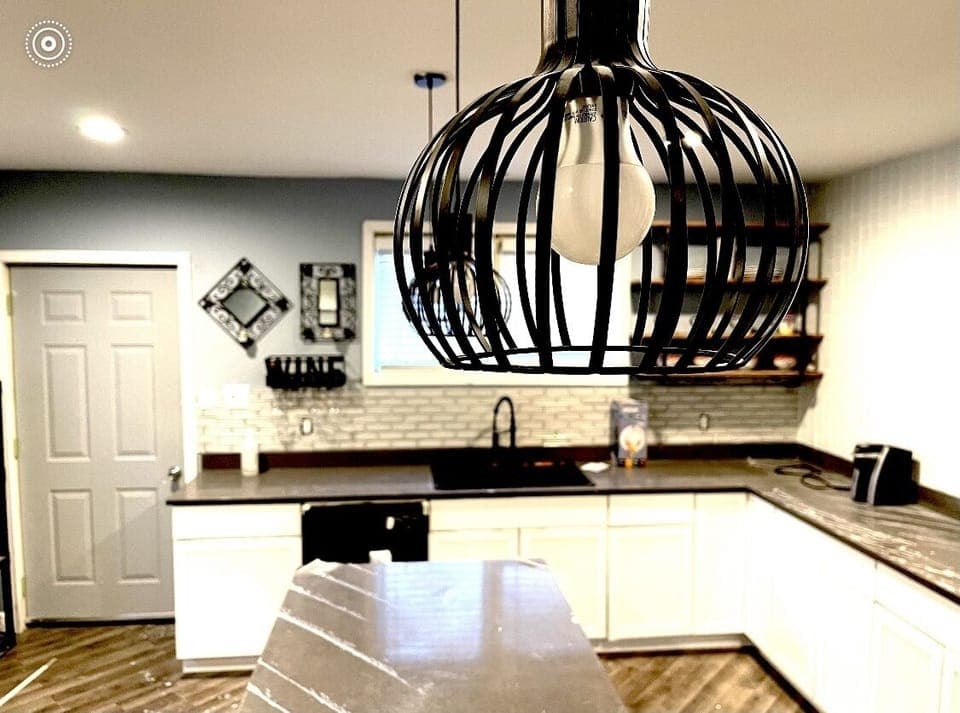 Birdseye view of the kitchen 