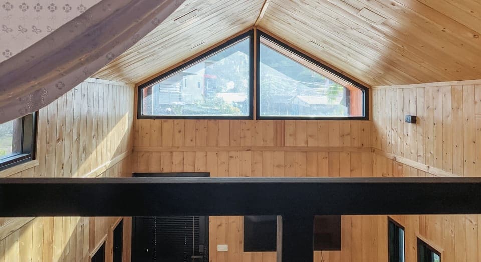 House, 1 Bedroom, Smoking, Balcony | Living area | TV, streaming services