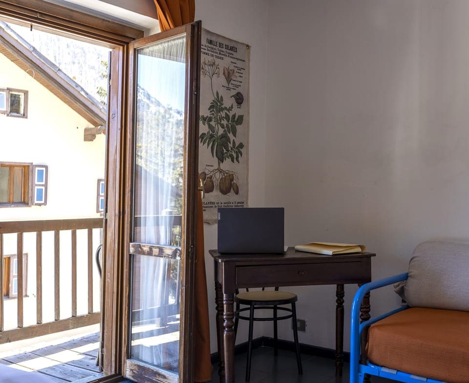 Standard Triple Room | Blackout drapes, free WiFi, bed sheets