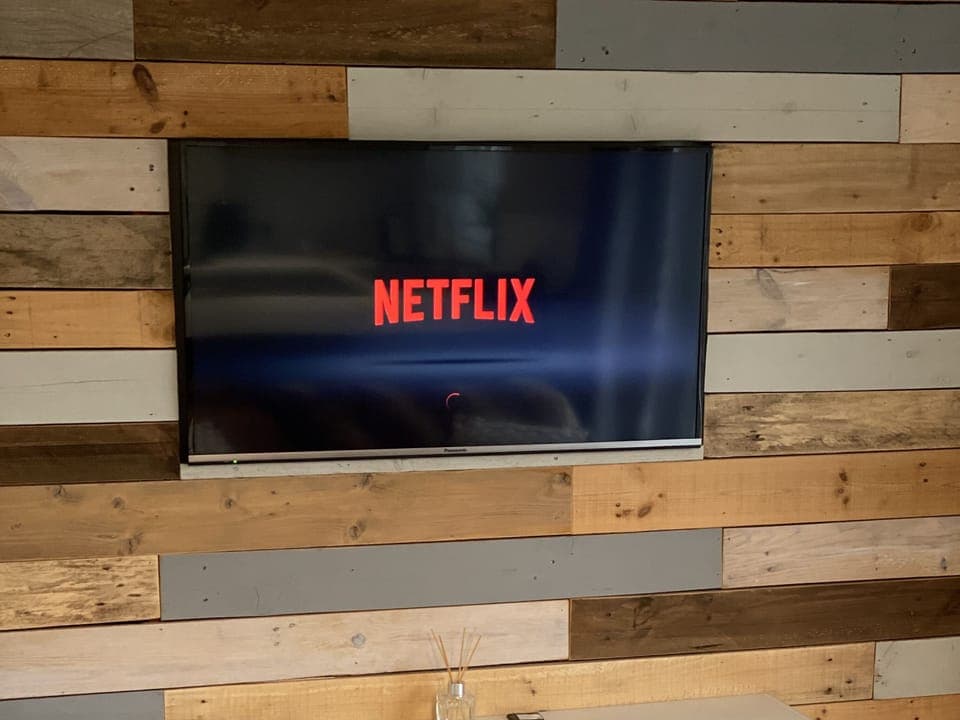 House | 1 bedroom, iron/ironing board, free WiFi, bed sheets