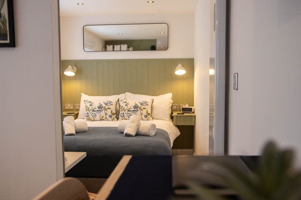 Apartment, Private Bathroom (The Coracle) | 1 bedroom