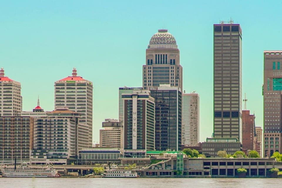 Spend a relaxing stay in Louisville!