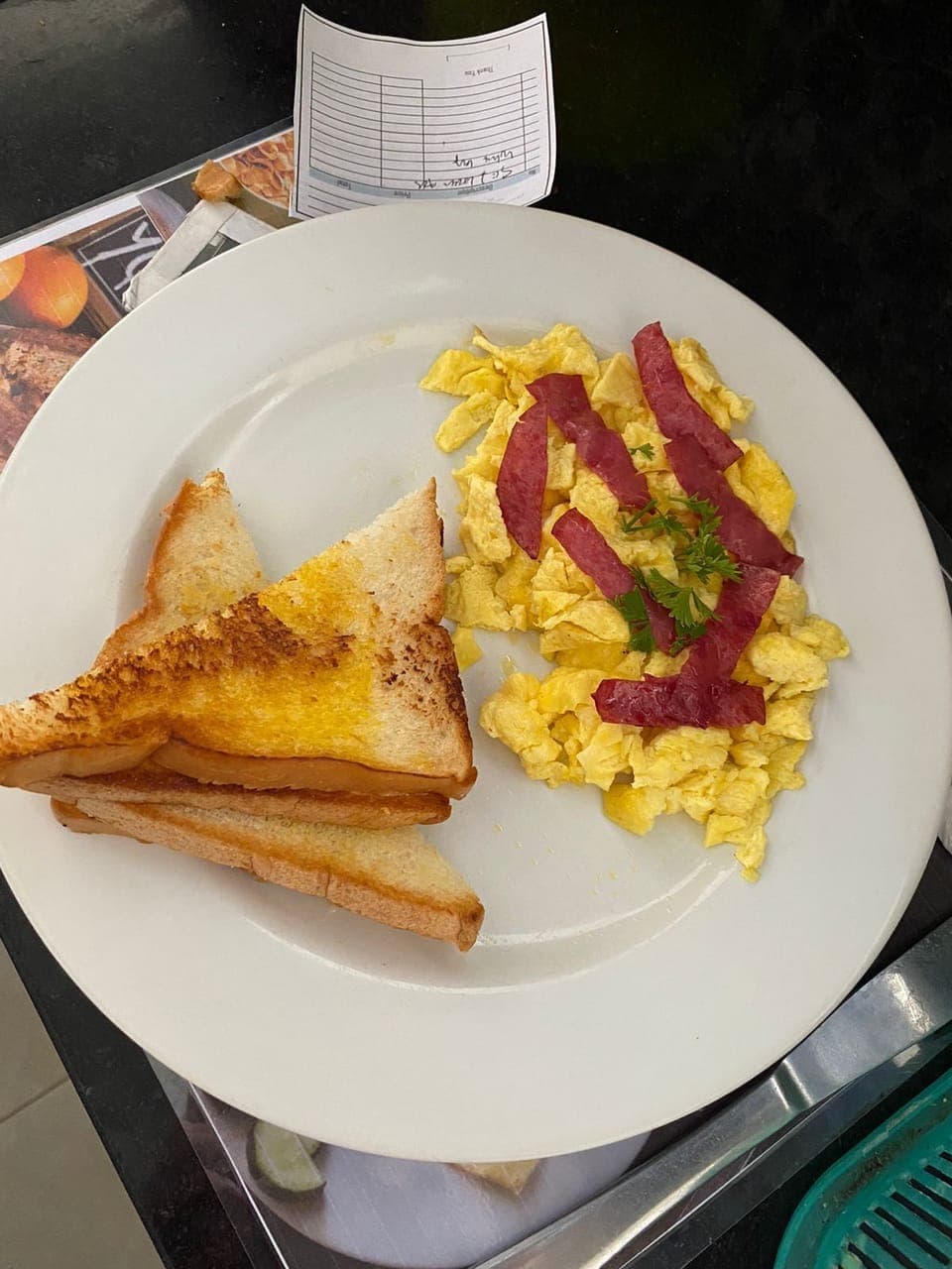 Daily cooked-to-order breakfast (IDR 49000 per person)