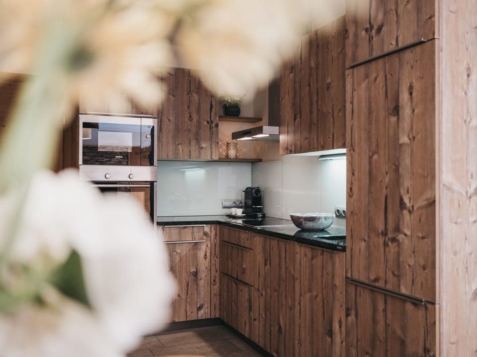 Fridge, espresso maker