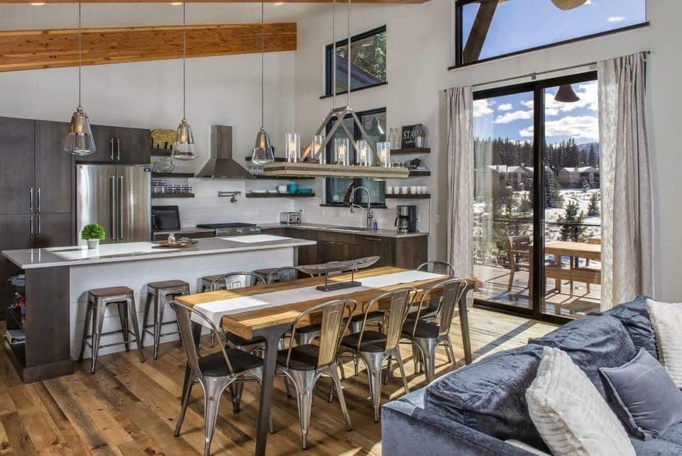 Dining table with seating for 8 and 4 seats at the breakfast bar