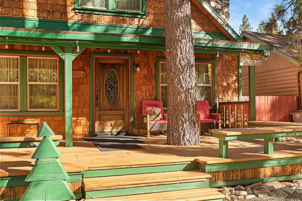 Enjoy a nice cup of coffee on the front porch in the morning!