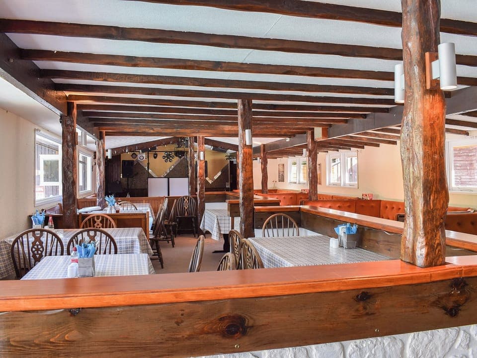 On-site caf&eacute; | Oak Haven, Cenarth, near Newcastle Emlyn