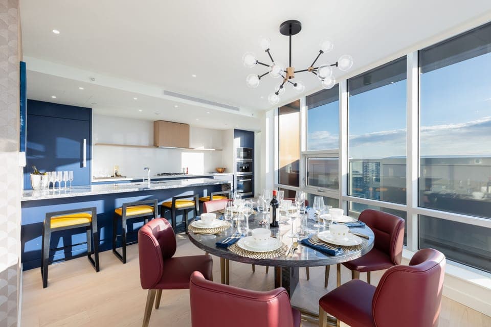 Luxury Suite, 3 Bedrooms | In-room dining