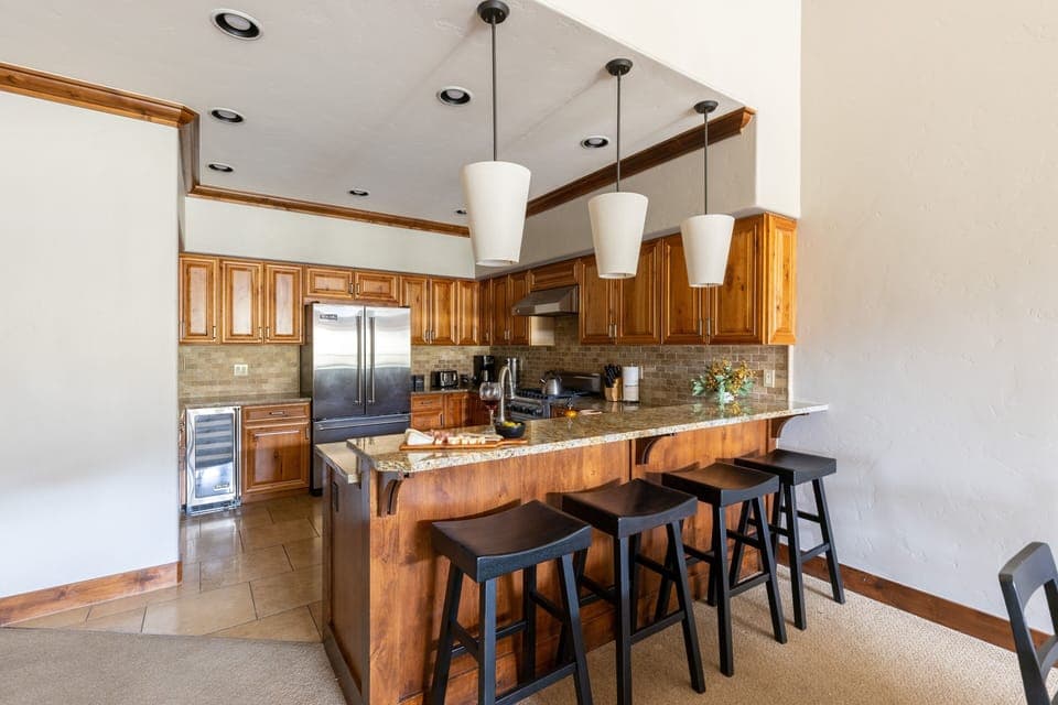 Breakfast bar.