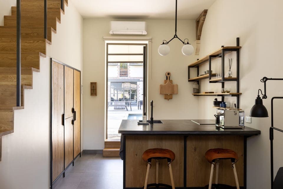 Minibar, individually decorated, iron/ironing board, free WiFi