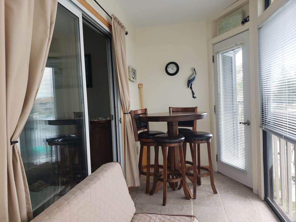 Futon (5'9" long) on 3 season enclosed porch.  Linen provided.