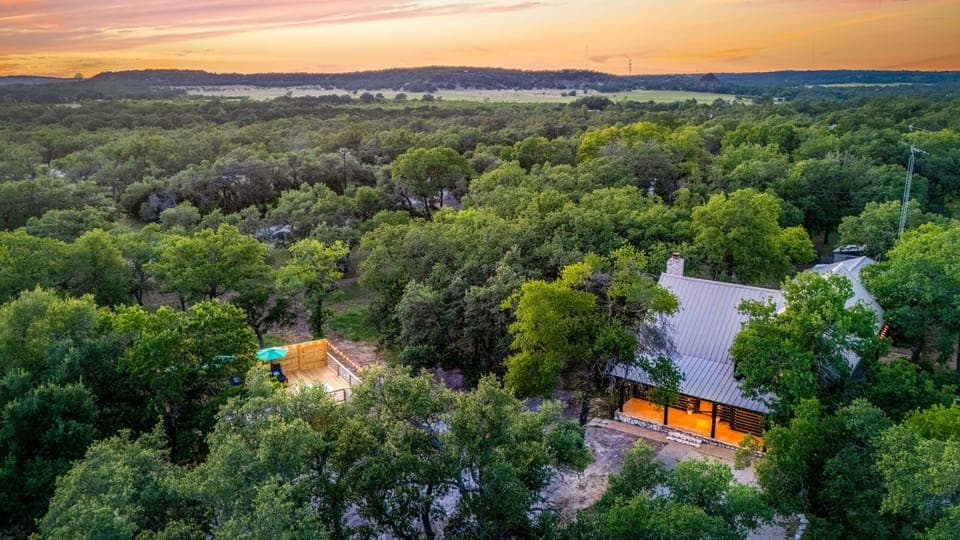 Bird’s-eye view of your secluded Fredericksburg escape — room to spread out and reconnect.