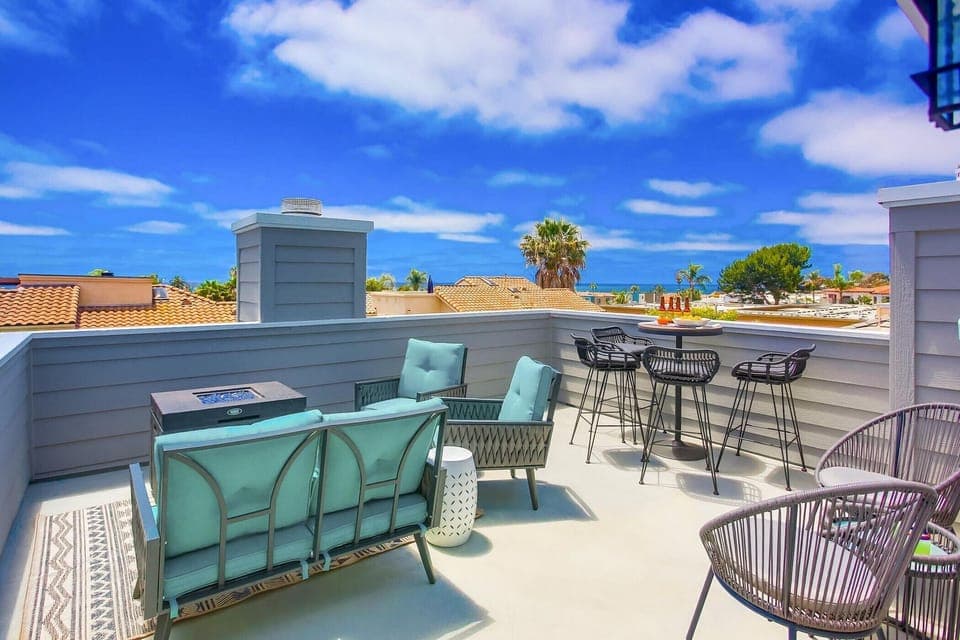 Ocean view rooftop deck