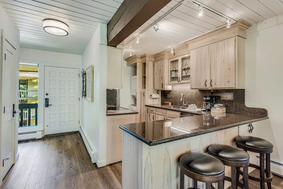 Renovated full kitchen