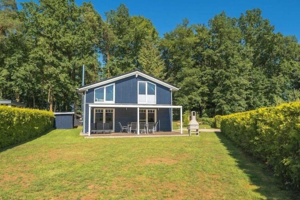 Holiday Home Exterior [summer]