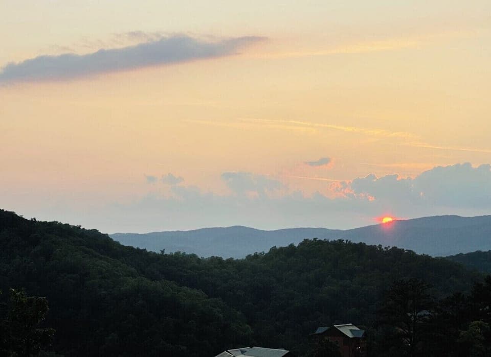 Sunset View from the Cabin’s Bakcony/Patio