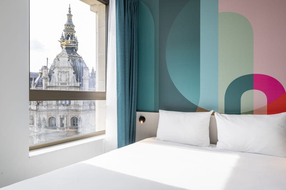 Standard Double Room | Desk, blackout drapes, soundproofing, iron/ironing board