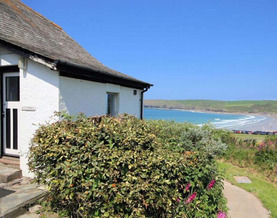 Cottage | Property grounds