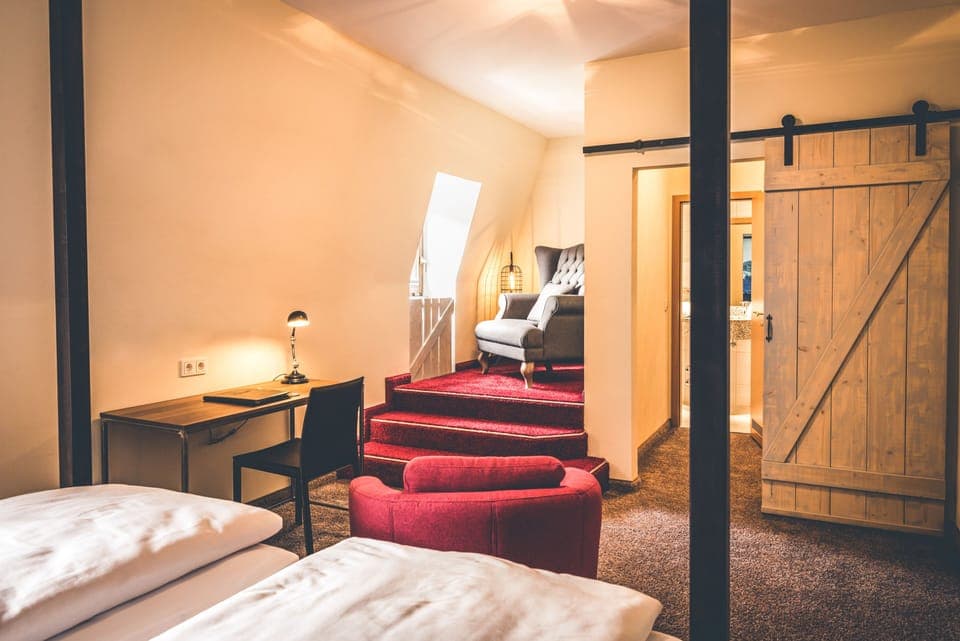 Riesling Zimmer | In-room safe, desk, soundproofing, free WiFi