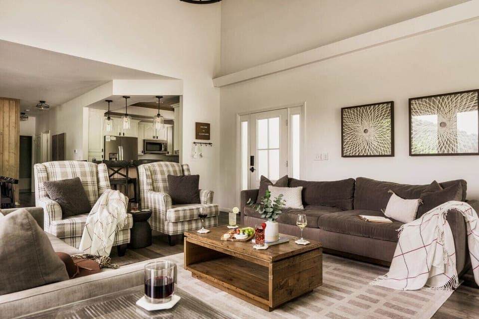 Plenty of seating for everyone to gather!