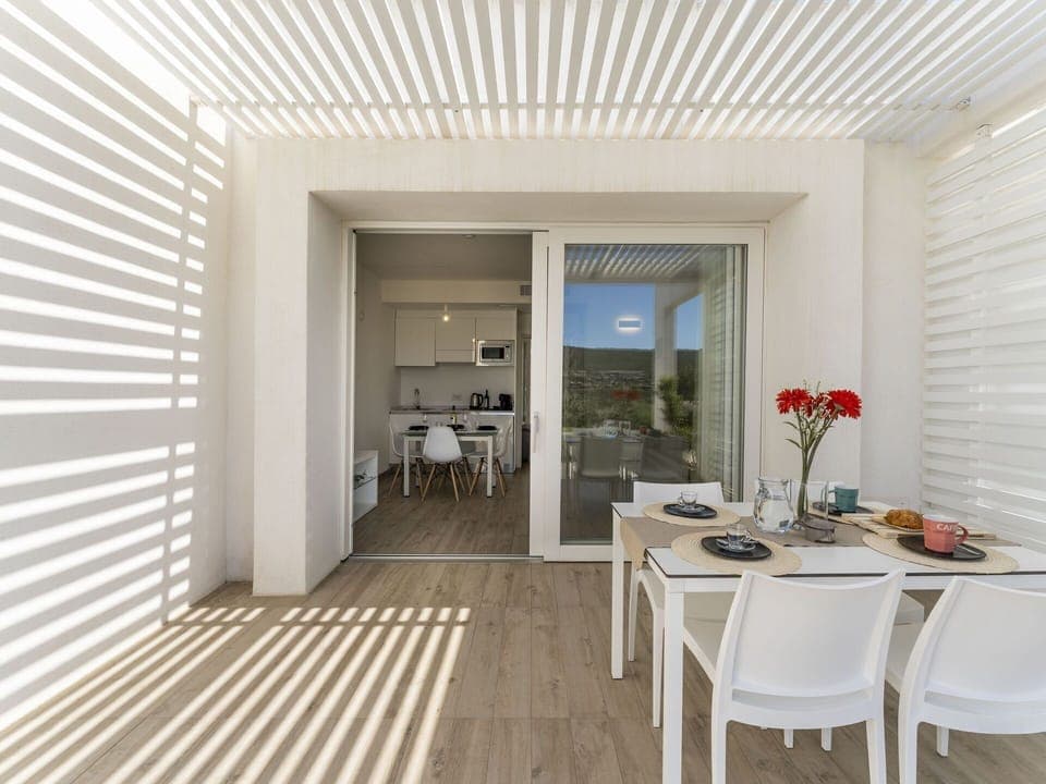 Table, Furniture, Chair, Houseplant, Wood, Plant, Living Room, Hall, Building, Flooring