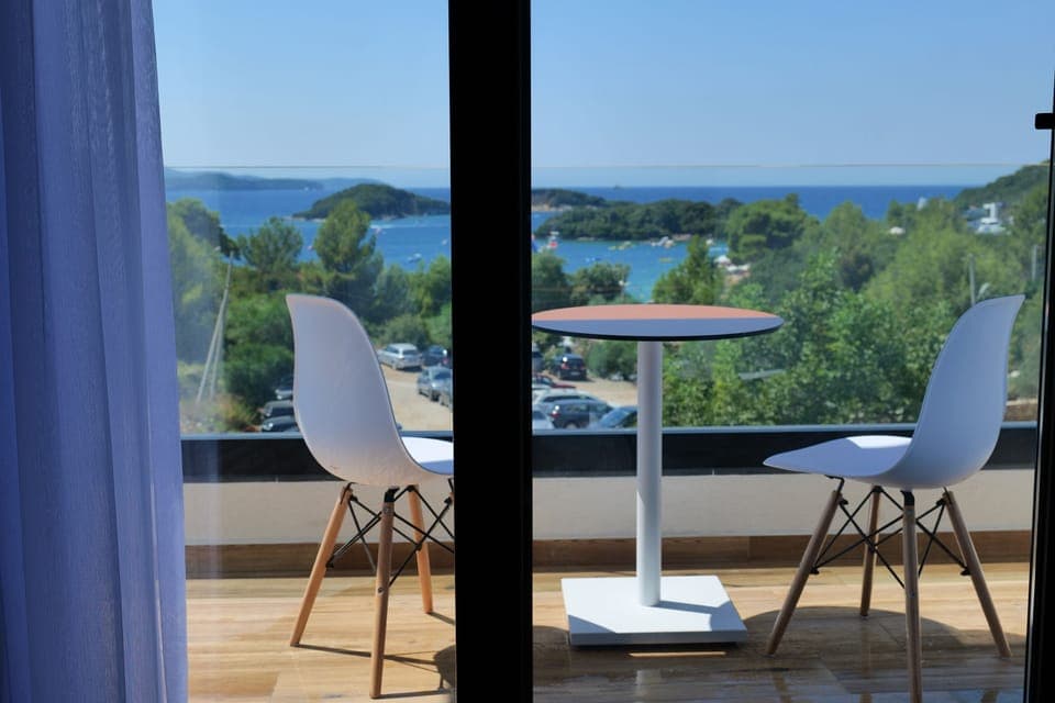 Deluxe Double Room, Balcony | Balcony