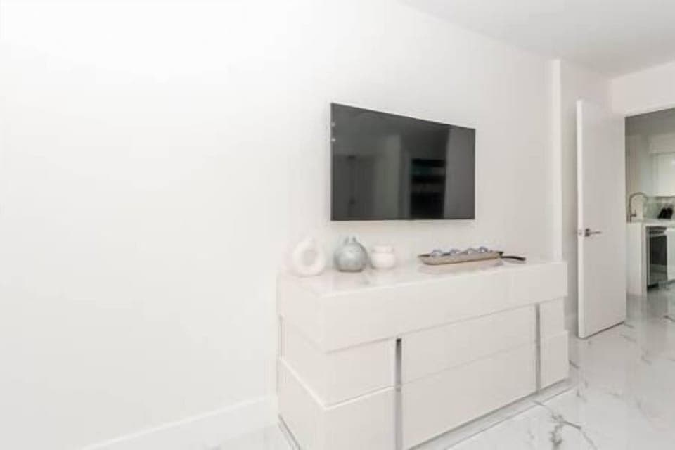 81fd27a4 e9b5 41ae 96b0 fb6c0d59ab8e