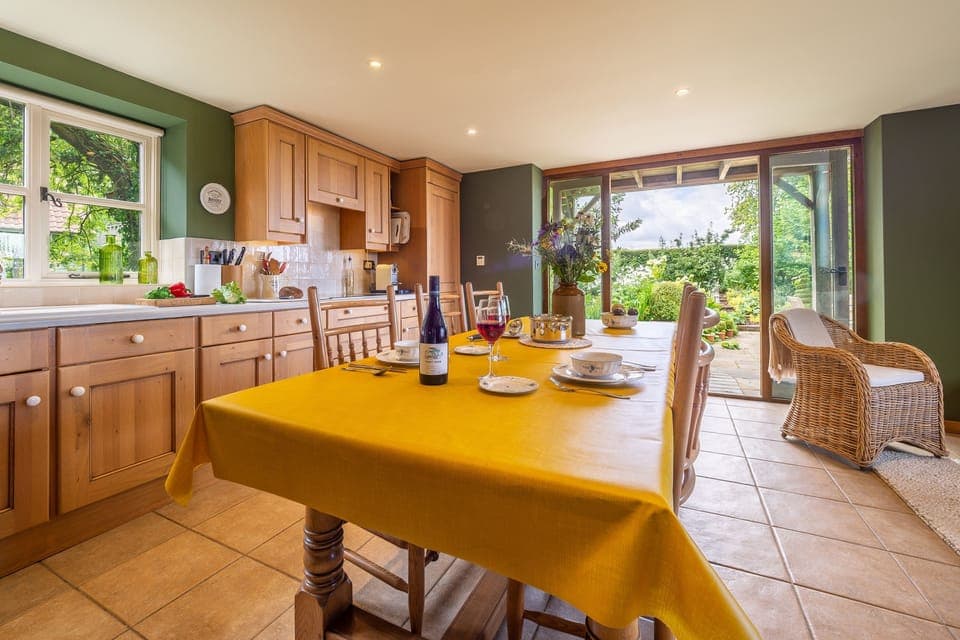 Ground floor: Cook, eat, and unwind