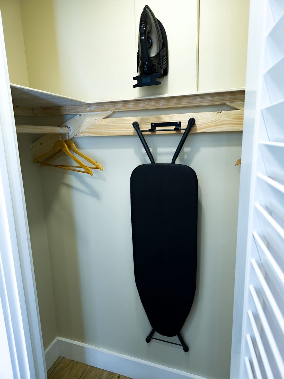 Premium bedding, free WiFi, bed sheets