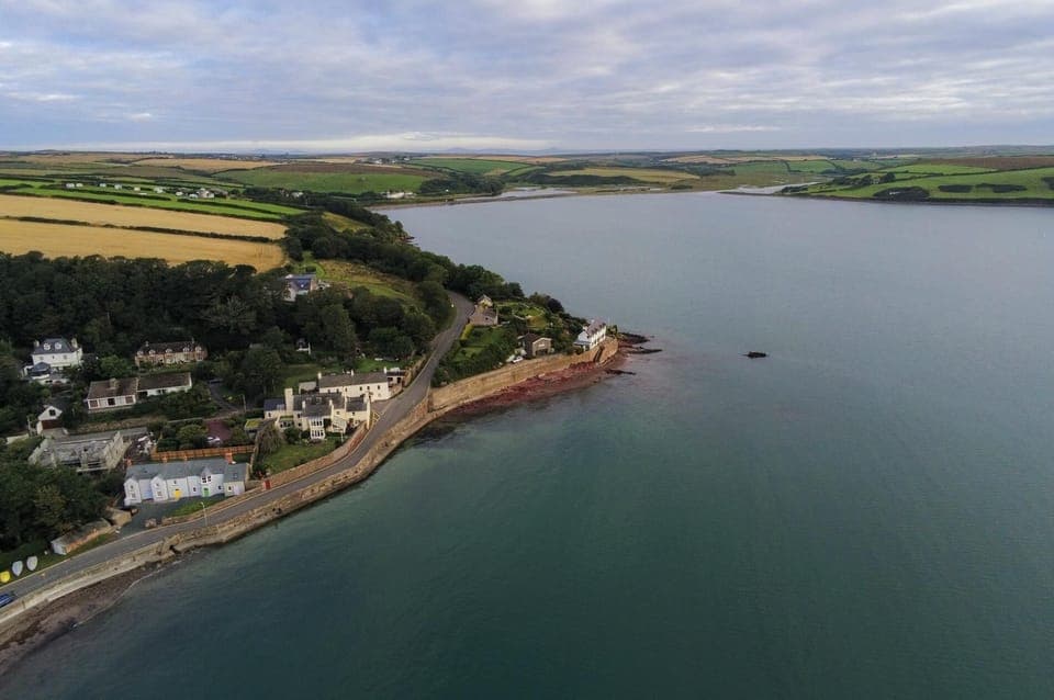 Brook Cottage - 2 Bedroom Cottage - Dale (6325)