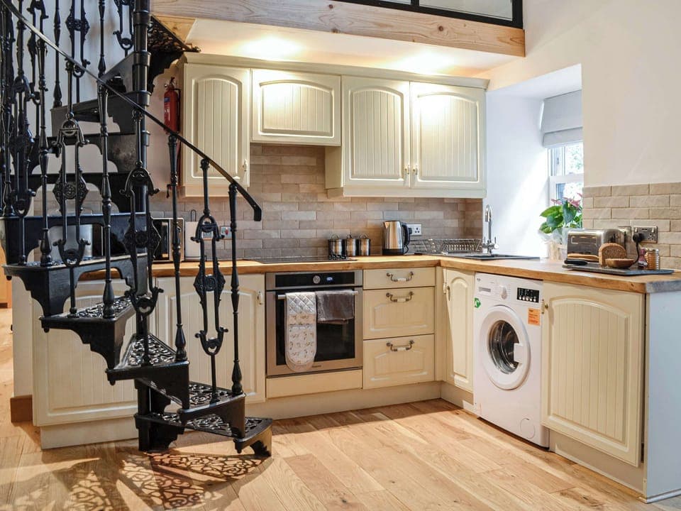 Kitchen | Cullew Bothy, Kirriemuir