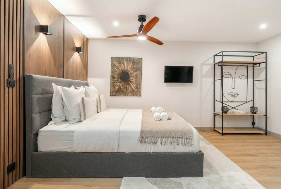 Full of light studio for up to 4 guests