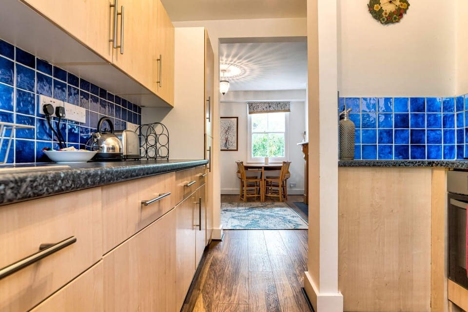 Upper Fisher House 012