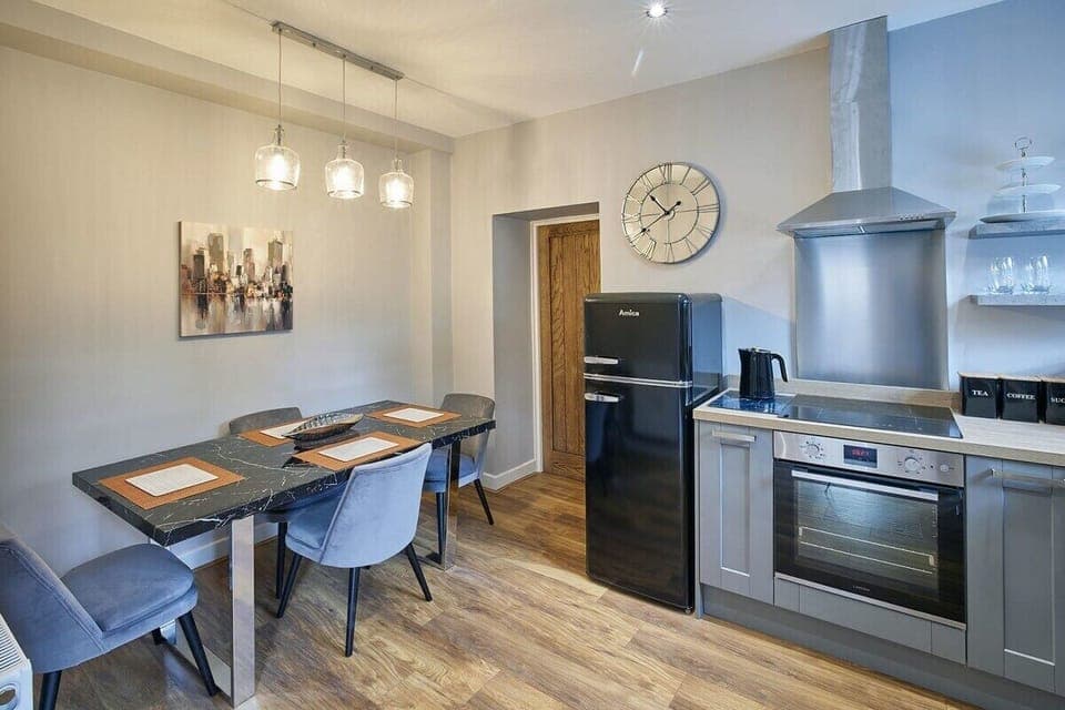 82F Galgate, Barnard Castle - Host & Stay