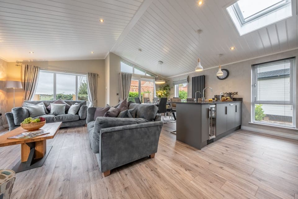 Seating area adjoining kitchen