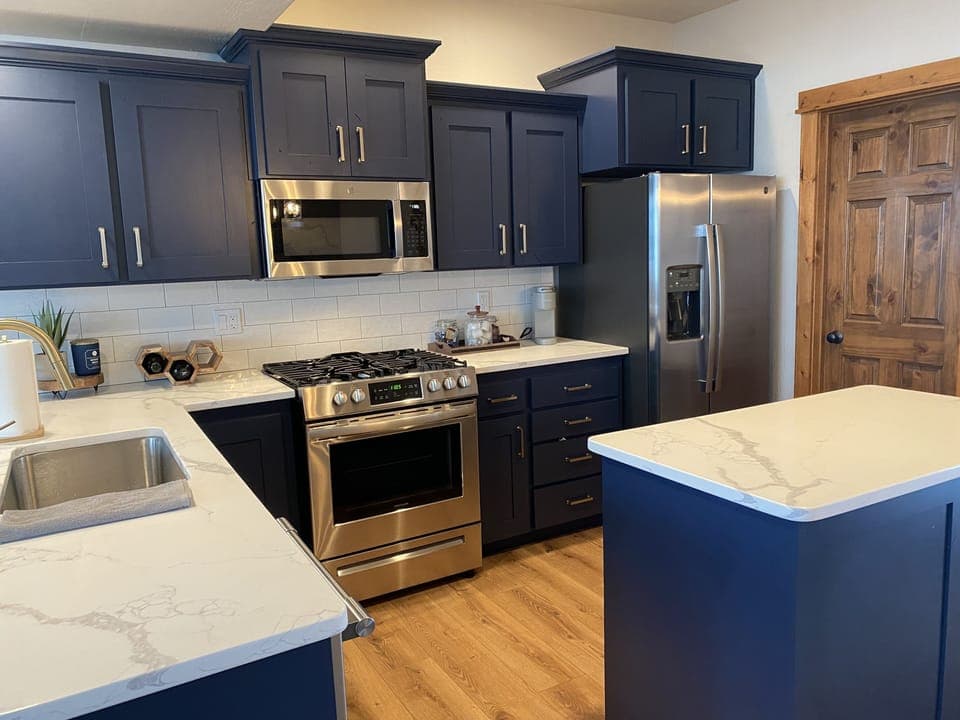Fully stocked & spacious kitchen