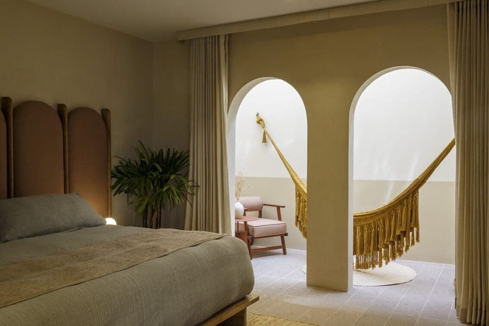 Premium Suite | 1 bedroom, in-room safe, individually decorated, laptop workspace