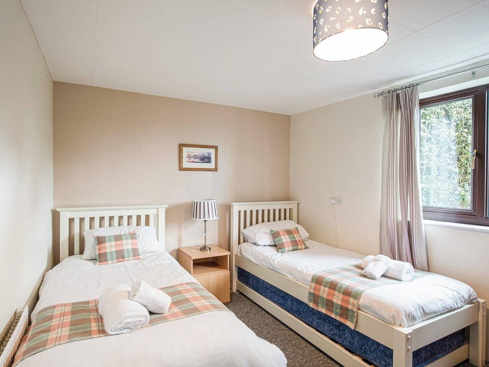 Twin bedroom | Frondeg, Aberaeron